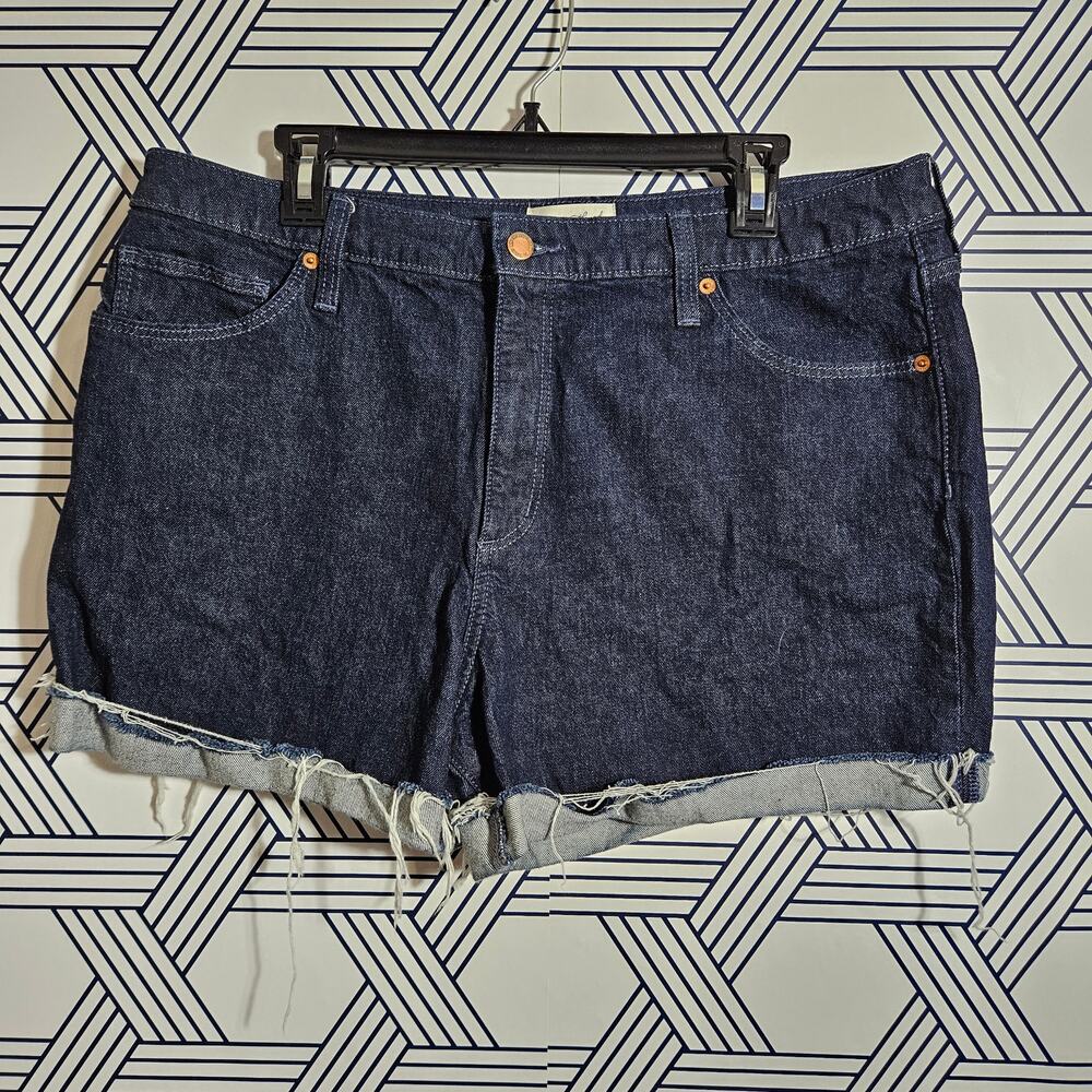 Womens Universal Thread Vintage Midi Denim Shorts size 16/33
